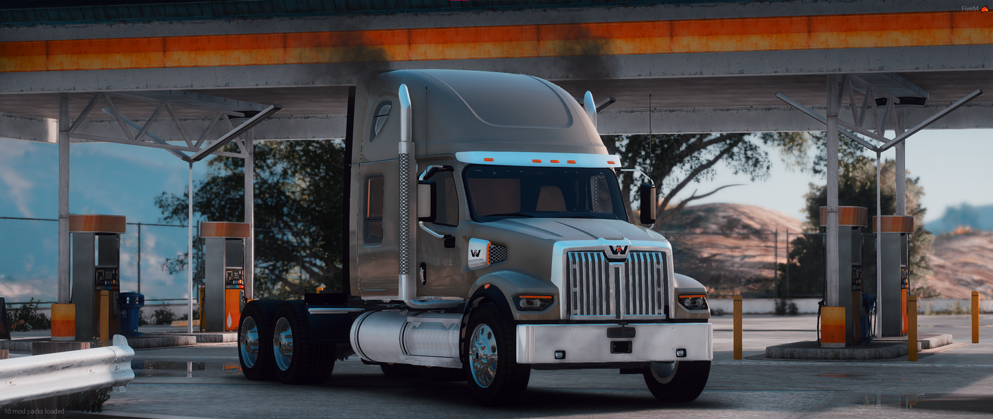 Western Star Petro Semi-Truck